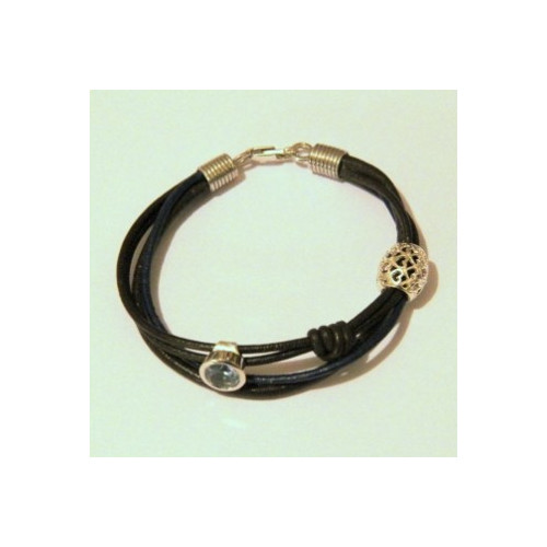 Náramek s hnědo-modrou kůží a stříbrnými ozdobami